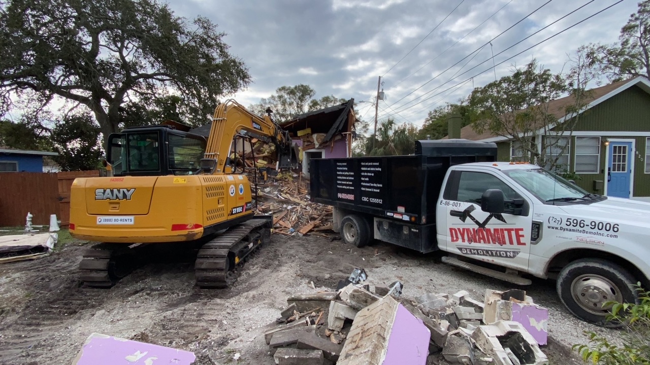 320080208_2424099864405725_4314955765223292569_n demolition services clearwater